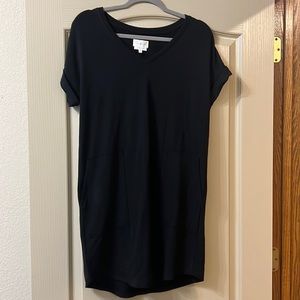 Lou & Grey signature soft black dress size small